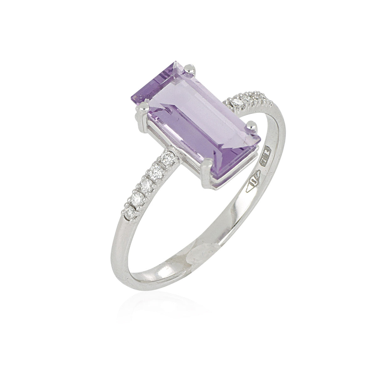 PHOTO [yvidya_reference:AD1010AMLB] [yvidya_media:ec84304fba2bb83f9b4fb233d8008f344a4d26bd8f6bc21d0a1fd64c7cbef9e2]
